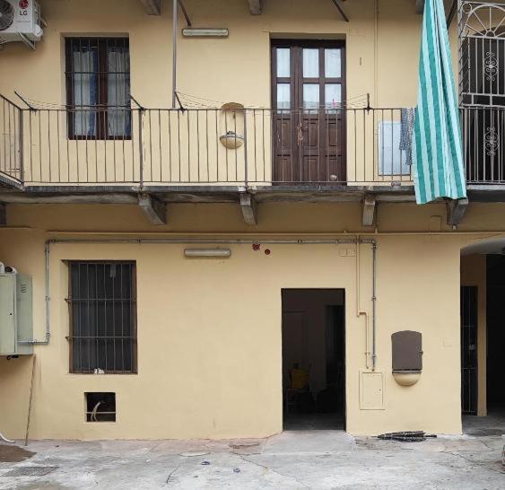 Luoghi Comuni Porta Palazzo Apartment Turin Exterior photo